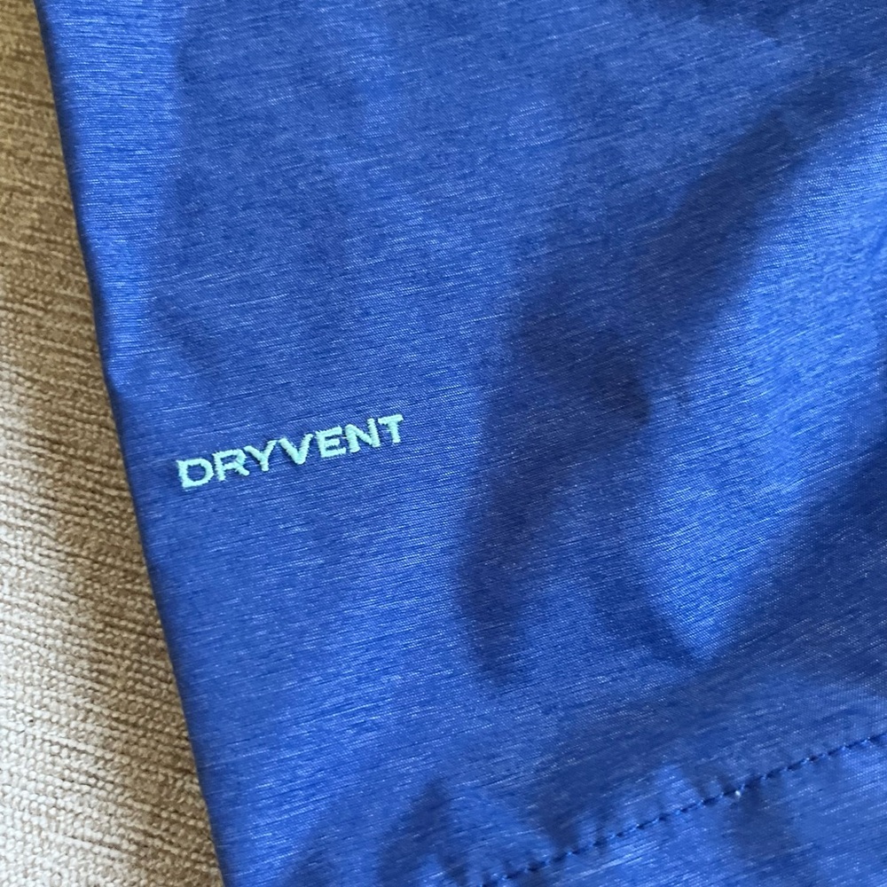 The North Face Venture 2 Rain Jacket in Sodalite Blue Heather. Women's Size: M. - Picture 12 of 15